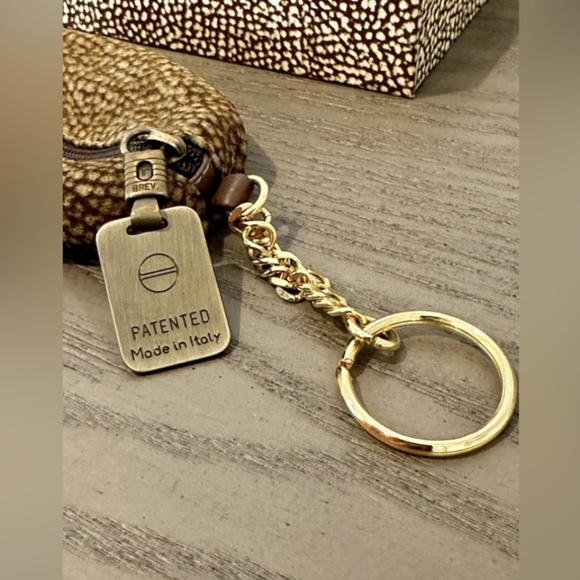 EUC Borbonese by Redwall Keychain Pouch - Picture 5 of 8